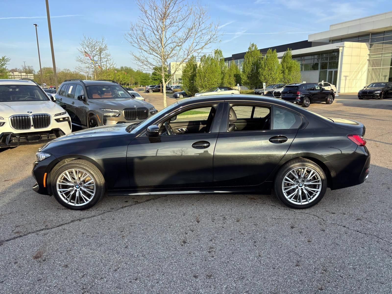 Used 2023 BMW 330i xDrive Sedan w/ Premium Package AWD/4WD image 8