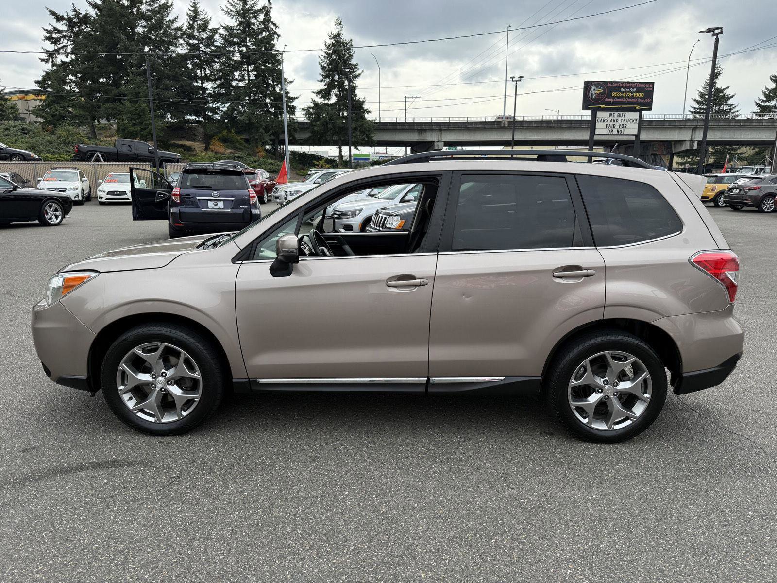 Used 2015 Subaru Forester 2.5i Touring image 13