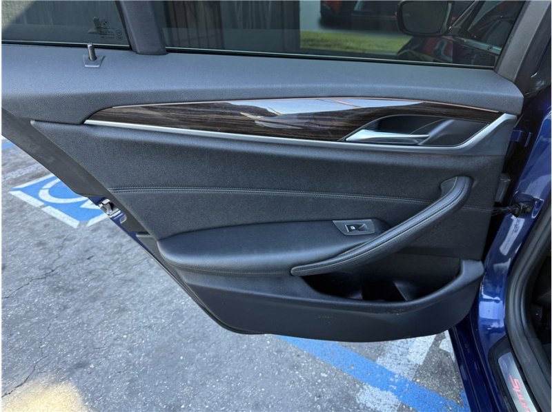 Used 2017 BMW 530i 530i Sedan 4D image 22