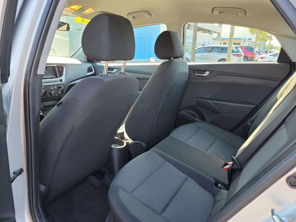 Used 2021 Hyundai Accent SE FWD image 13