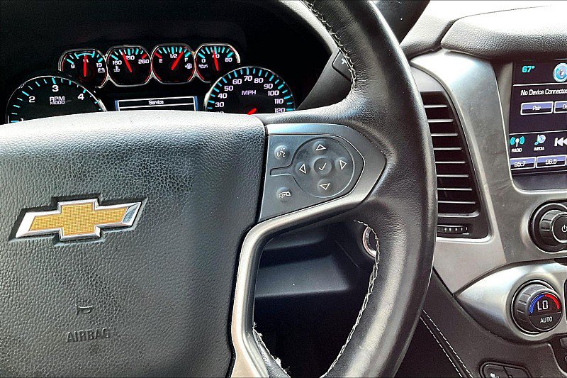 Used 2019 Chevrolet Suburban Premier w/ RST 6.2L Performance Edition RWD image 35