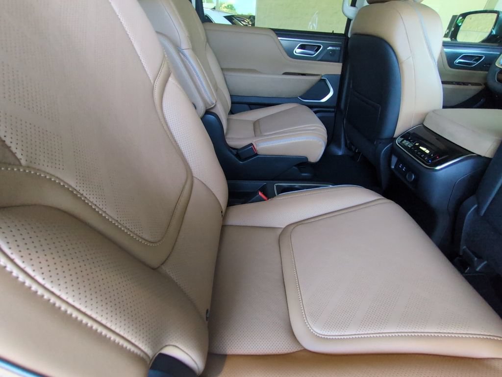 New 2027 INFINITI QX80 Luxe RWD image 24