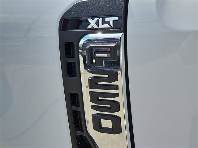 Used 2024 Ford F250 XLT image 13