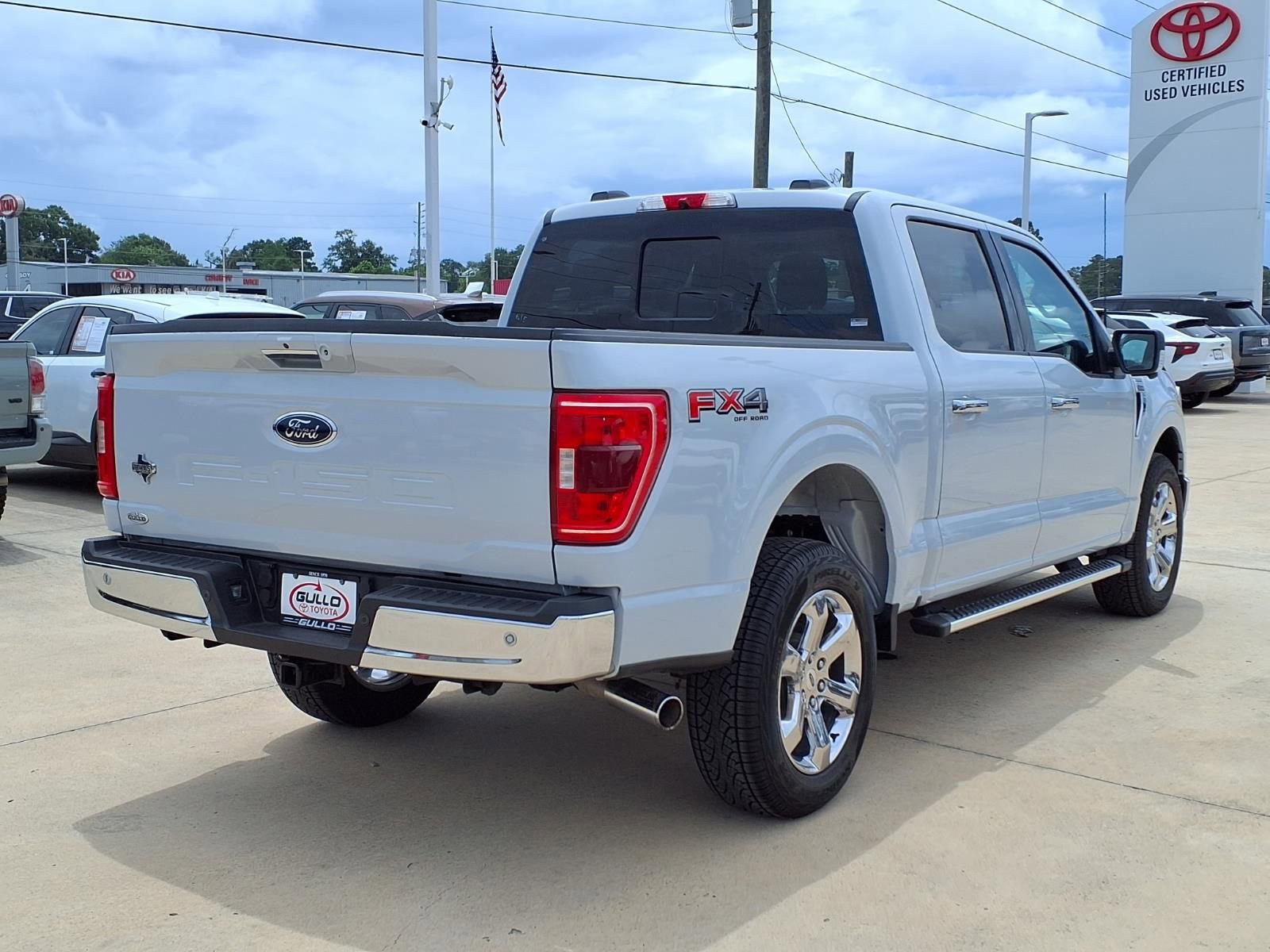 Used 2022 Ford F150 XLT w/ Equipment Group 302A High AWD/4WD image 6