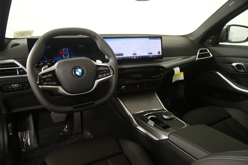Used 2026 BMW 330i Sedan w/ Premium Package image 17