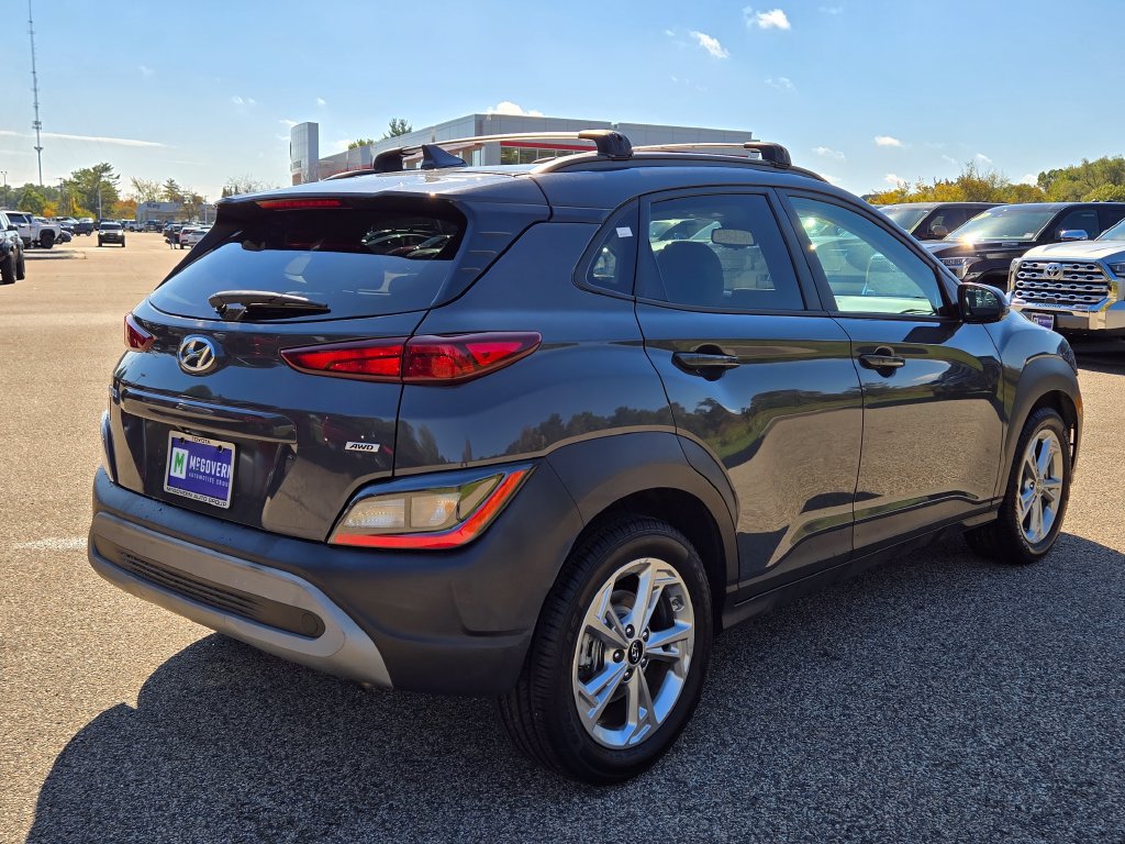 Used 2023 Hyundai Kona SEL AWD/4WD image 6