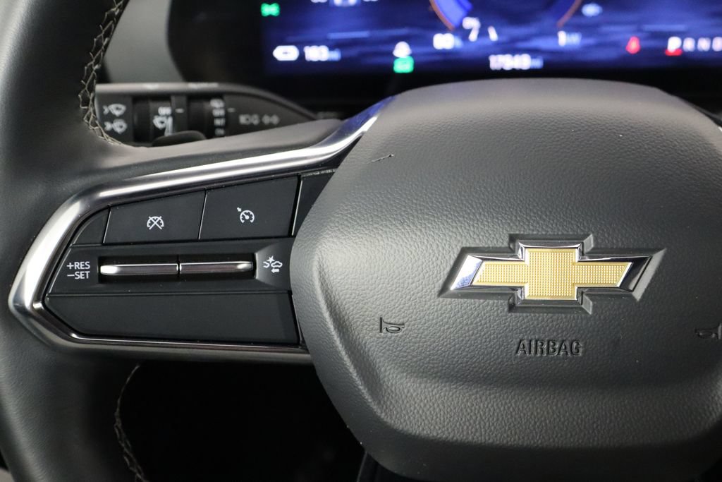 Used 2024 Chevrolet Blazer EV LT AWD/4WD image 8