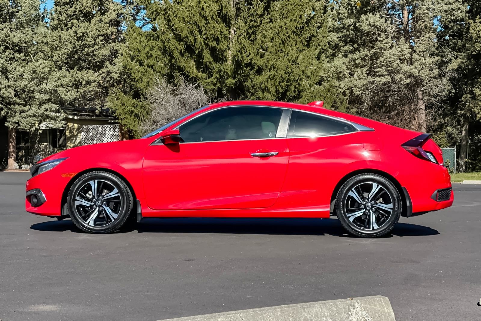Used 2016 Honda Civic Touring image 8