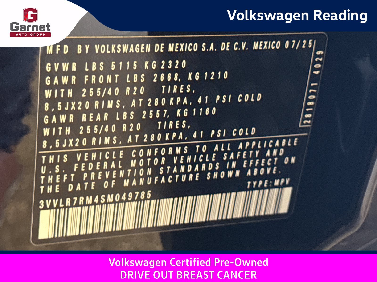 Certified 2025 Volkswagen Tiguan SEL R-Line AWD/4WD image 30