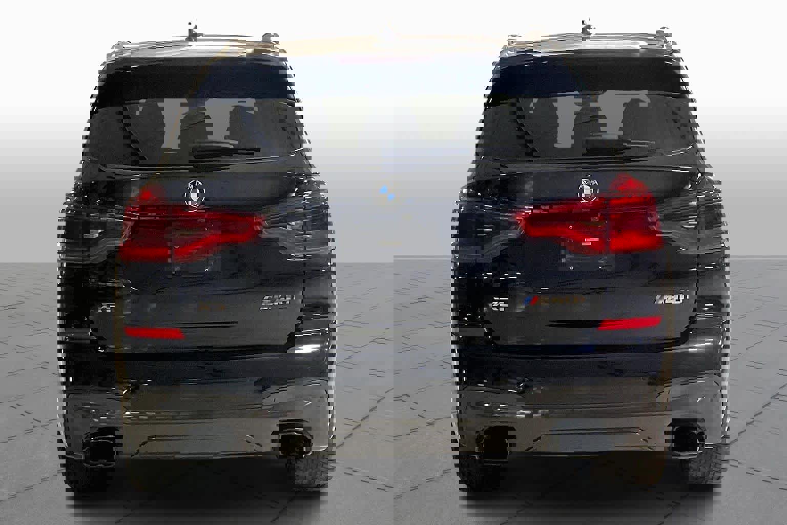 Used 2018 BMW X3 M40i w/ Premium Package image 4