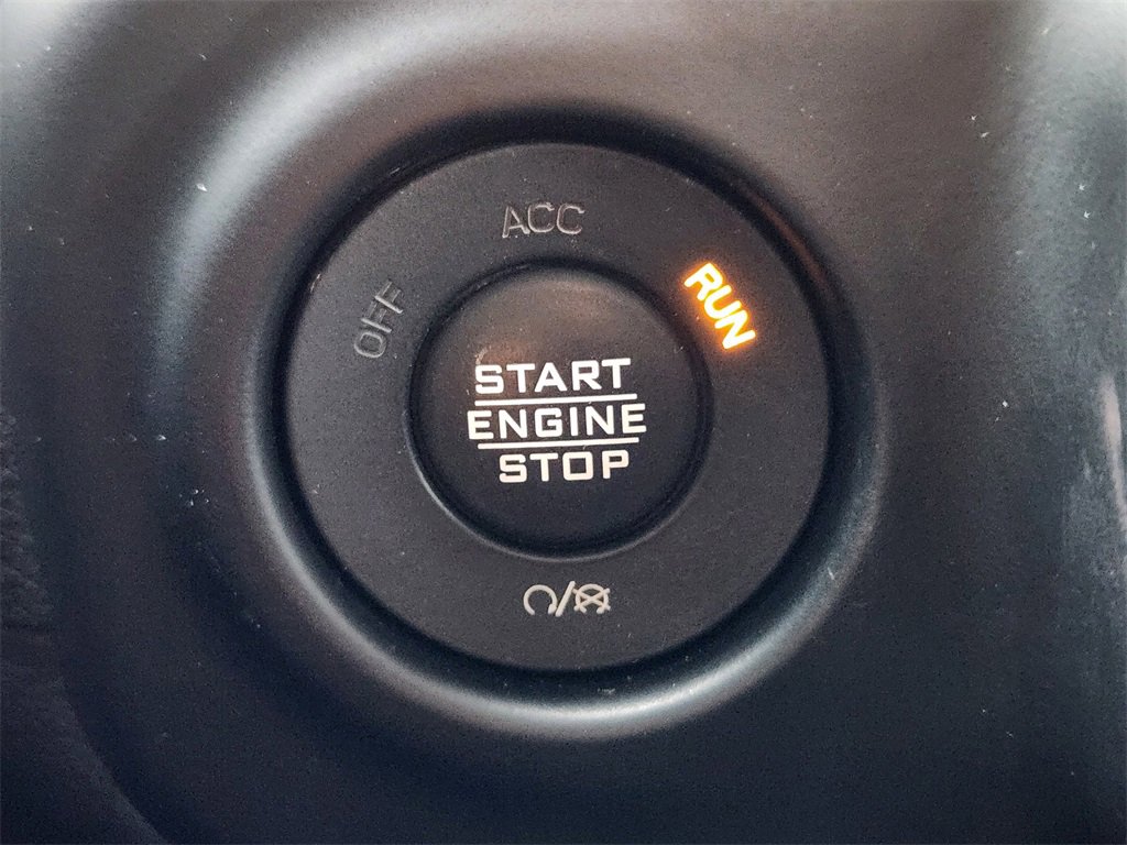 Used 2021 Jeep Gladiator Sport image 22