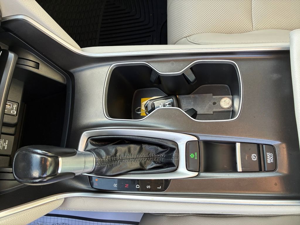 Used 2018 Honda Accord EX-L image 29