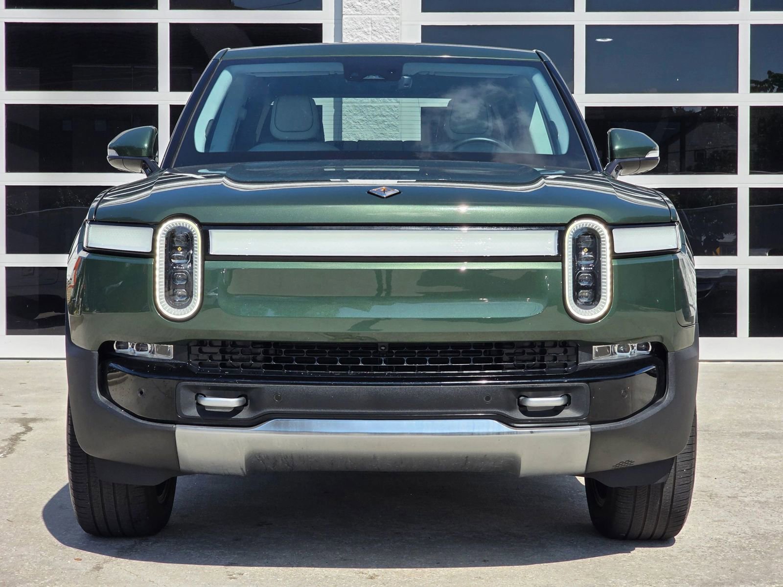 Used 2024 Rivian R1T Adventure AWD/4WD image 10