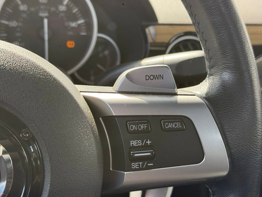 Used 2008 MAZDA MX-5 Miata Sport image 17