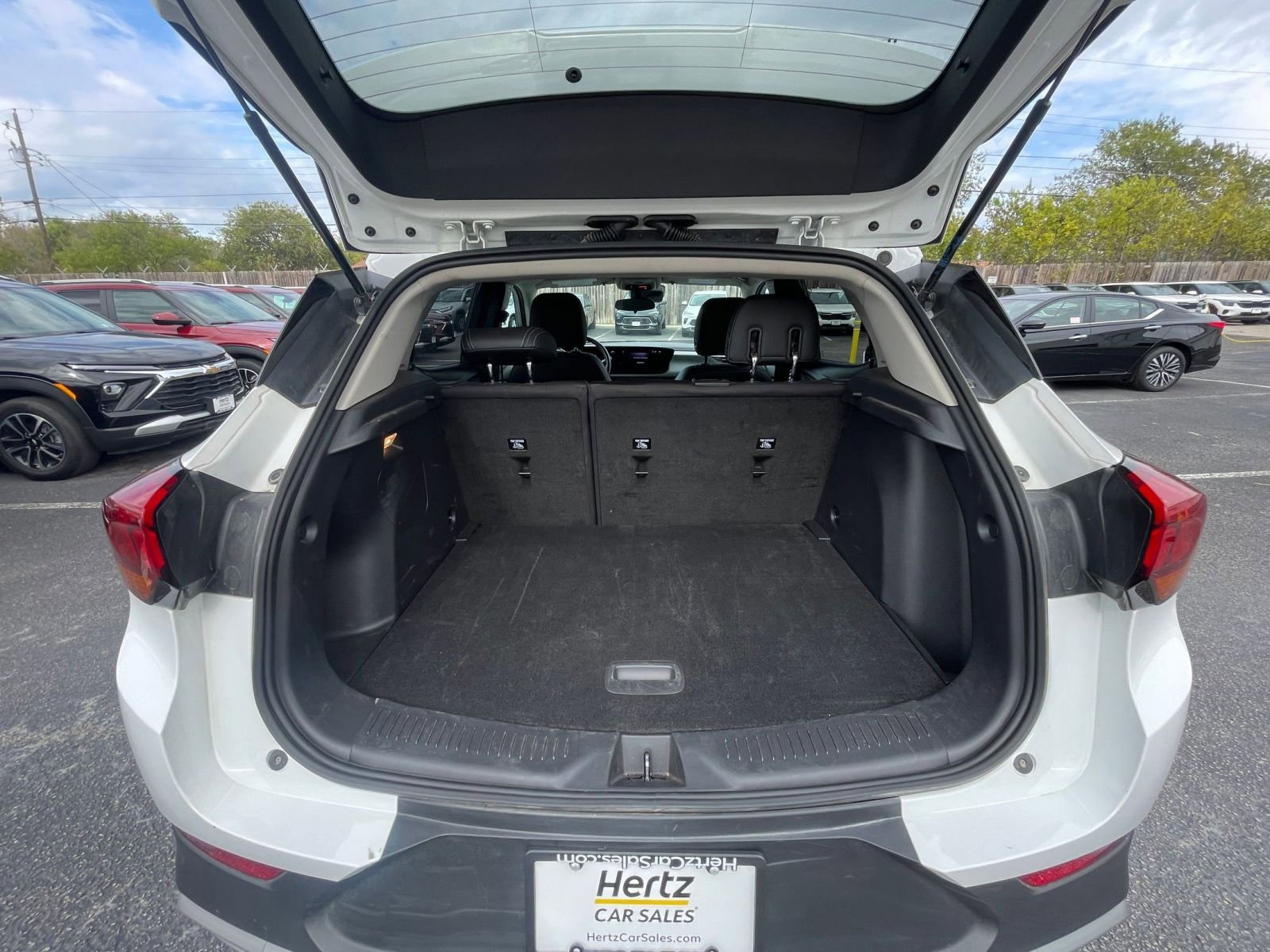 Used 2025 Buick Encore GX Preferred image 25