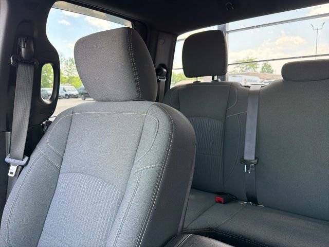 Used 2021 RAM 1500 Classic Warlock w/ Luxury Group AWD/4WD image 9