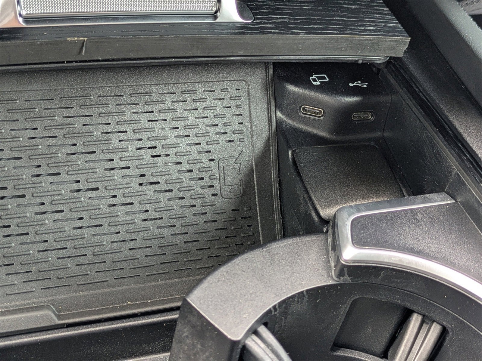 Used 2023 Mercedes-Benz GLS 580 4MATIC image 24