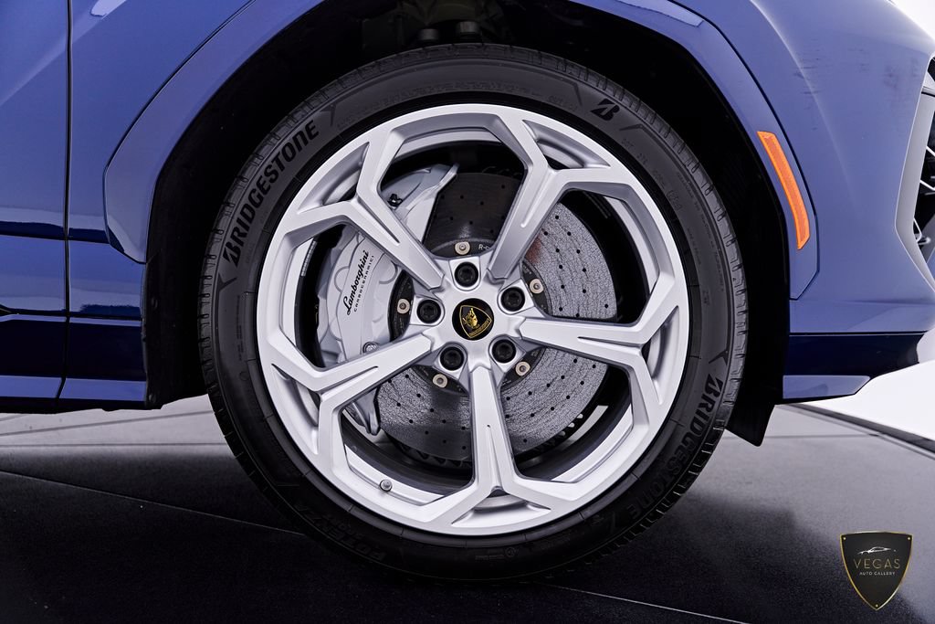 Used 2026 Lamborghini Urus S AWD/4WD image 33