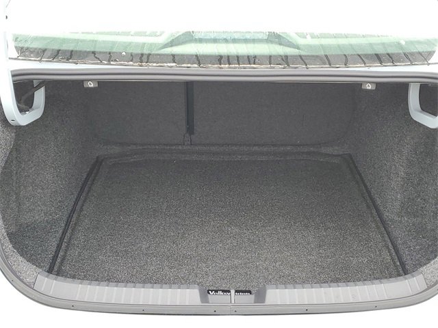 New 2025 Volkswagen Jetta SEL image 8