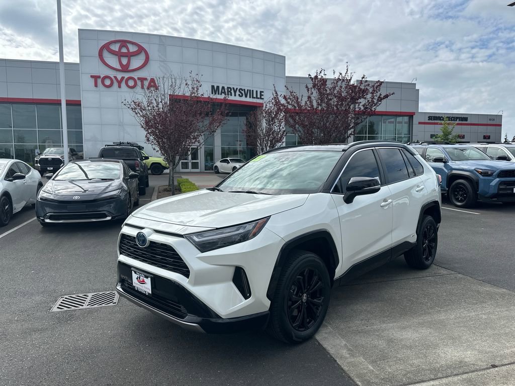 Certified 2022 Toyota RAV4 XSE w/ XSE Grade Weather Package AWD/4WD image 1