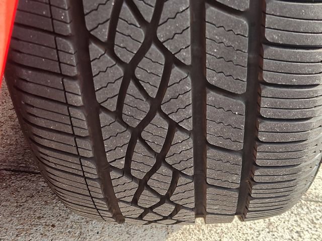 Used 2015 Dodge Challenger R/T image 11