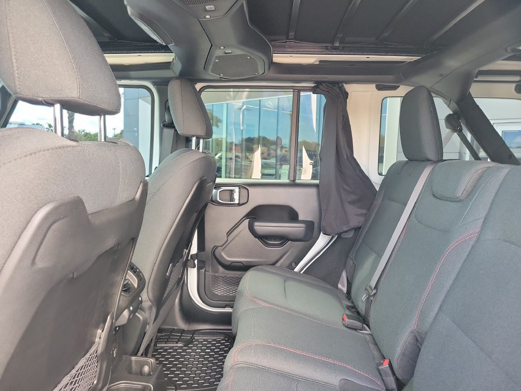 Used 2024 Jeep Wrangler Unlimited Rubicon w/ Safety Group AWD/4WD image 13