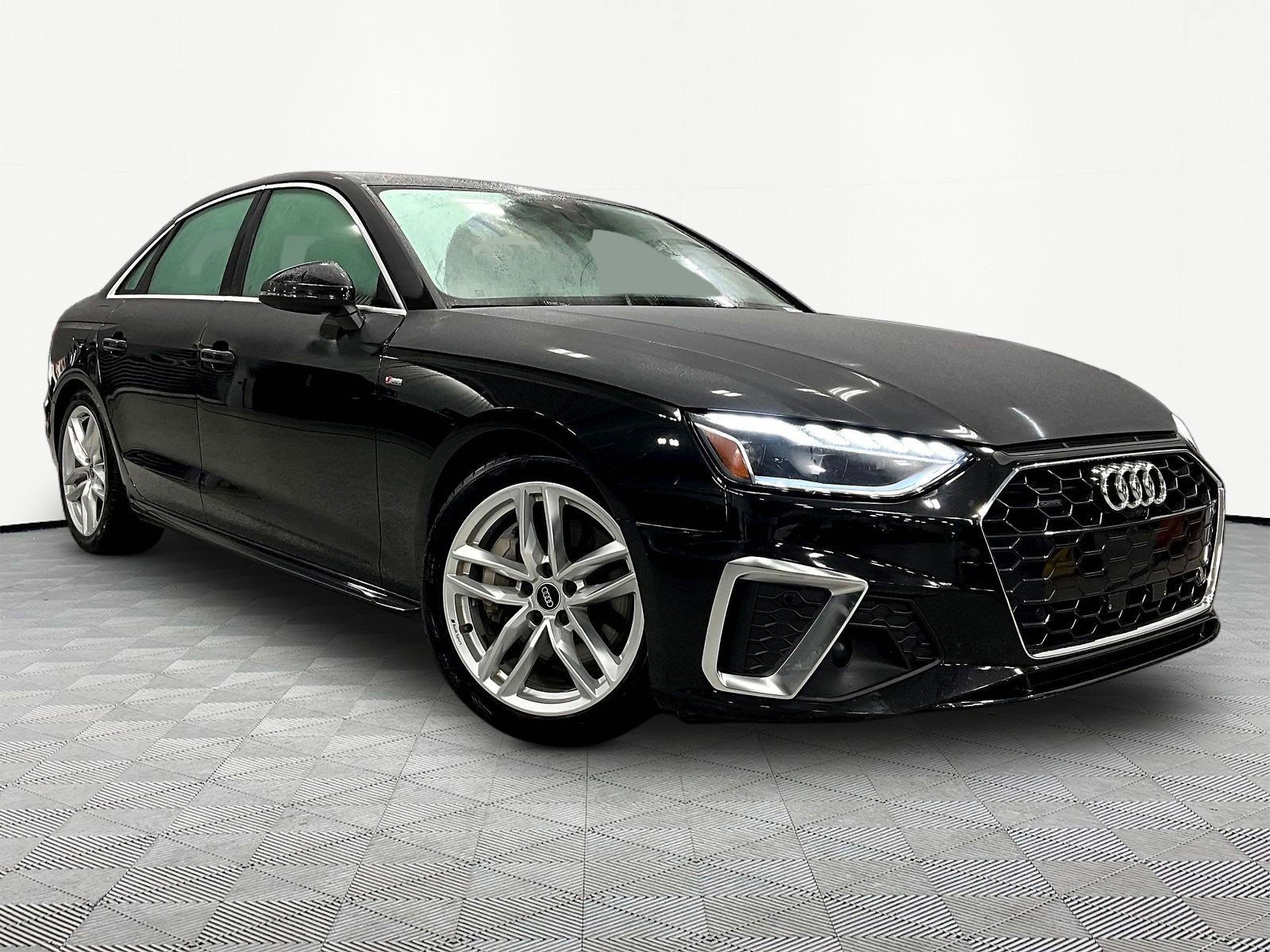 Used 2024 Audi A4 2.0T Premium Plus AWD/4WD image 3