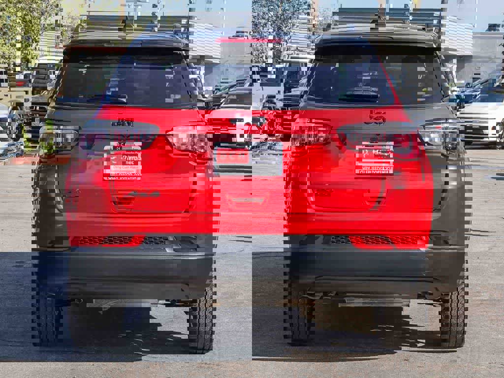 Certified 2023 Jeep Compass Altitude w/ Sun and Sound Group image 5