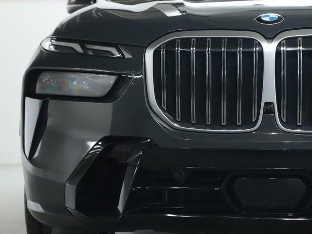 Certified 2023 BMW X7 xDrive40i w/ Executive Package AWD/4WD image 8