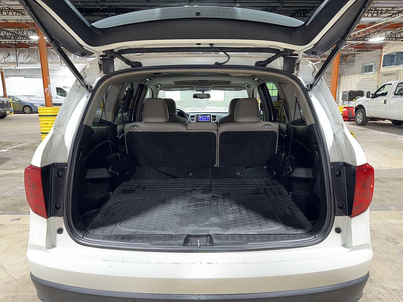 Used 2016 Honda Pilot EX-L image 11