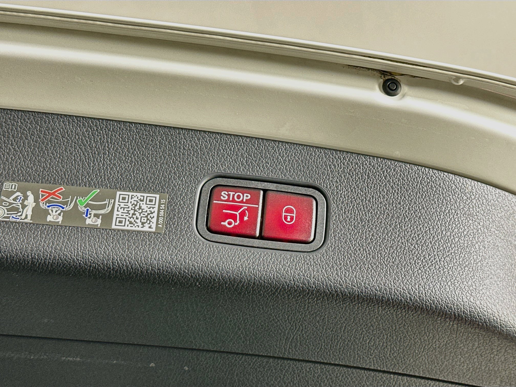 Used 2026 Mercedes-Benz GLC 300 image 31