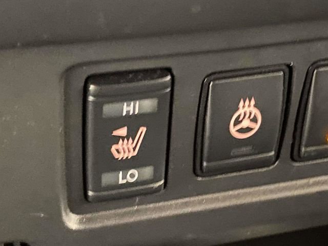 Used 2025 Nissan Frontier SV w/ SV Convenience Package image 22