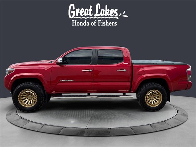 Used 2017 Toyota Tacoma Limited image 2