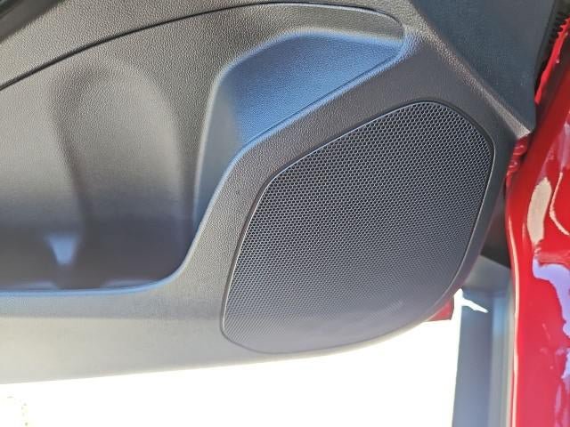 New 2026 Chevrolet Trax RS w/ Sunroof Package FWD image 23