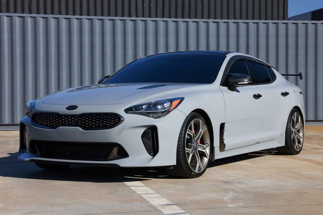 Used 2020 Kia Stinger GT1 image 4