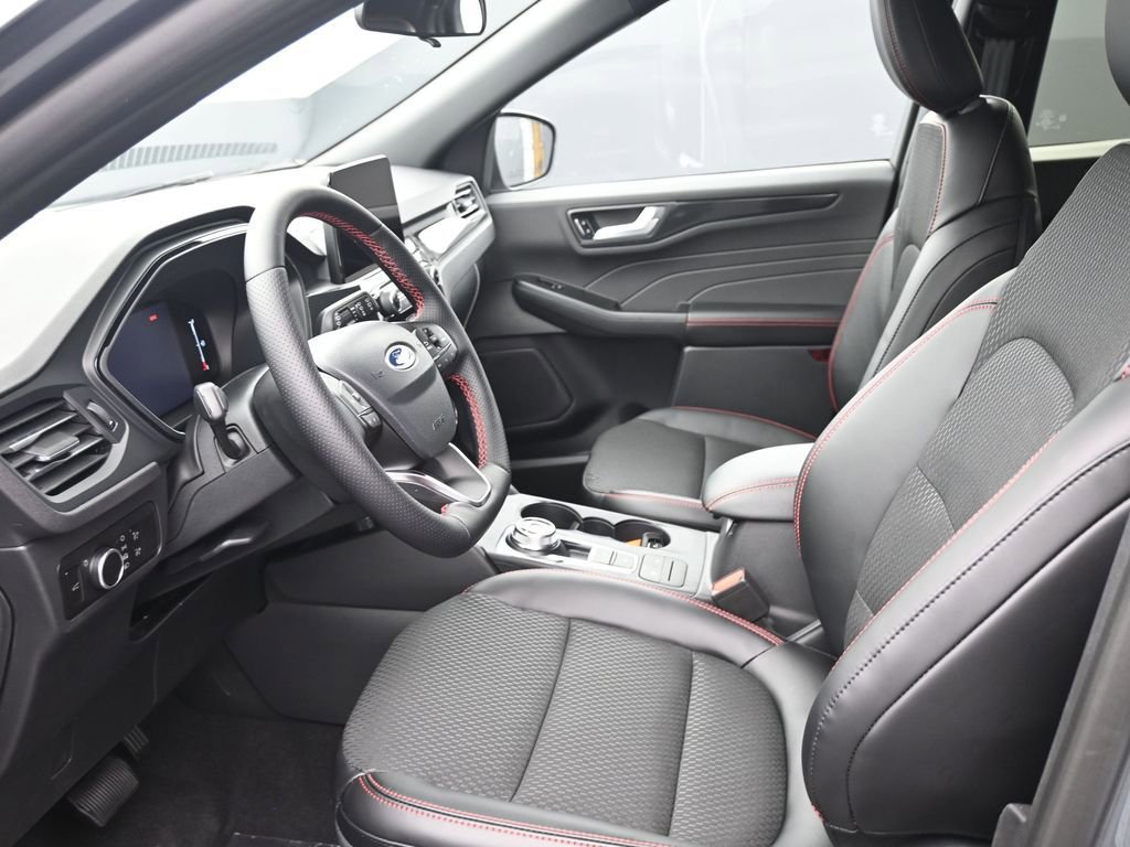 New 2026 Ford Escape ST-Line w/ Cold Weather Package image 32