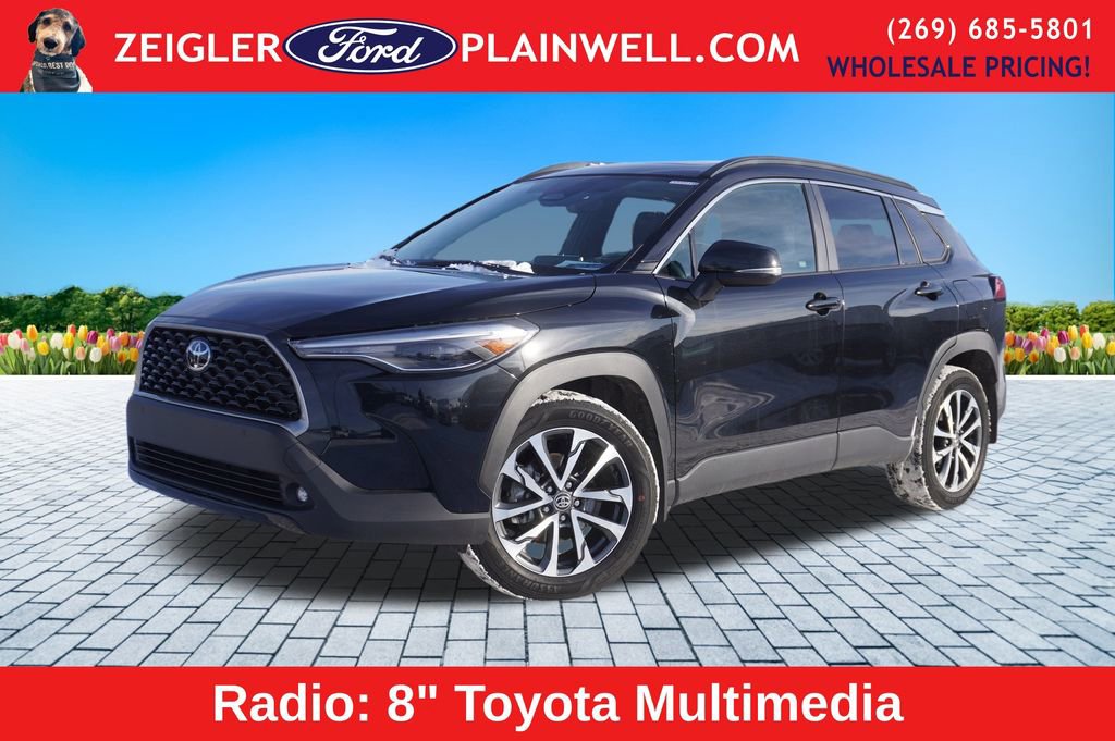 Used 2023 Toyota Corolla Cross XLE w/ Convenience Package