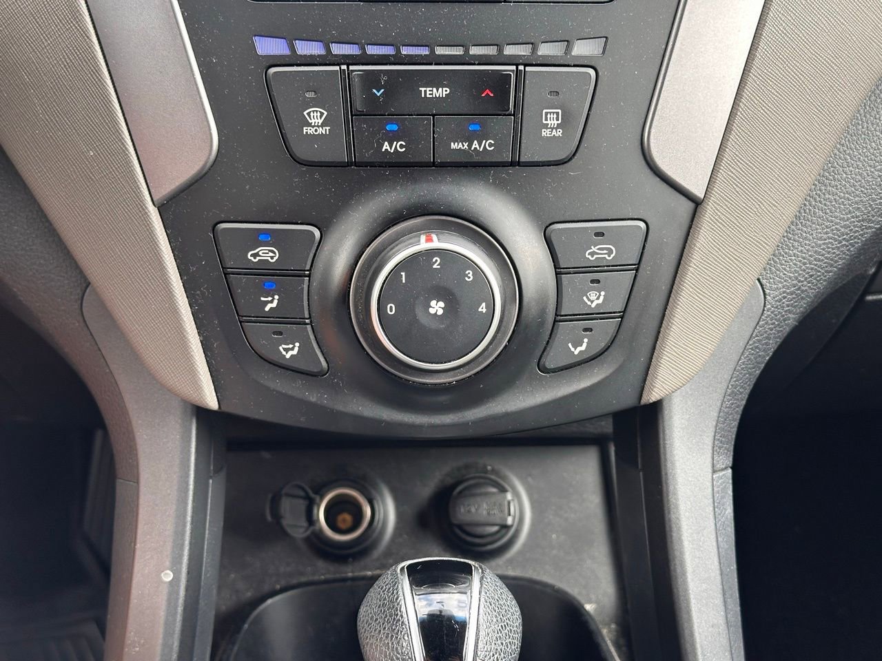 Used 2016 Hyundai Santa Fe Sport image 30