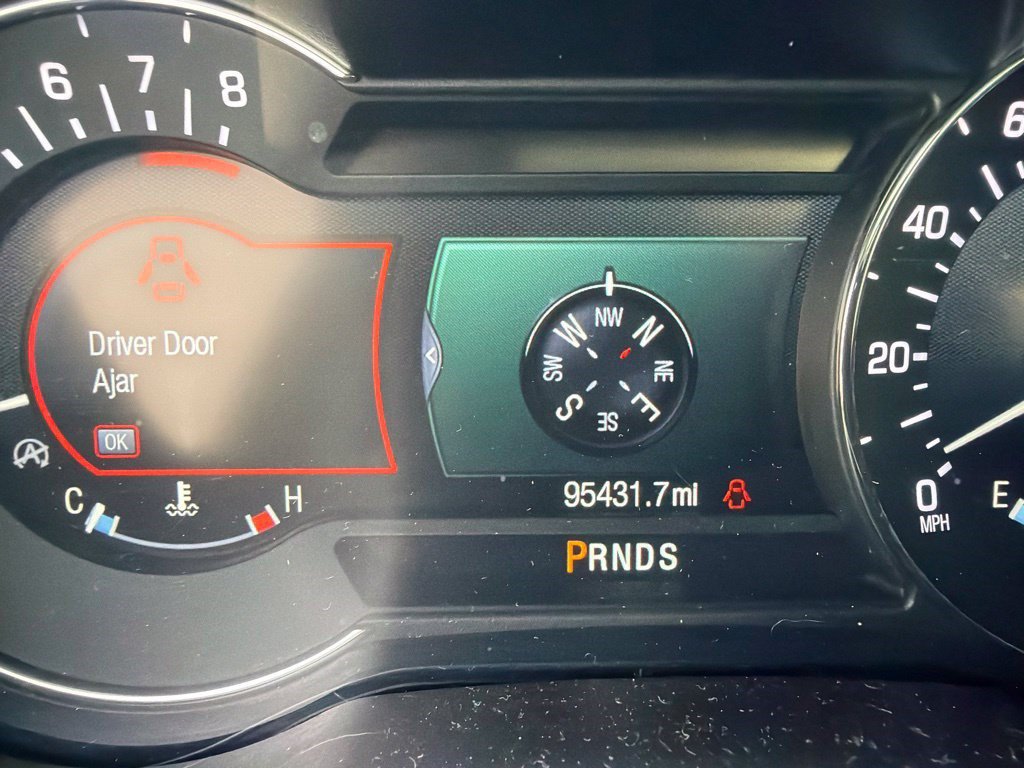 Used 2019 Lincoln MKC Reserve w/ MKC Technology Package FWD image 12