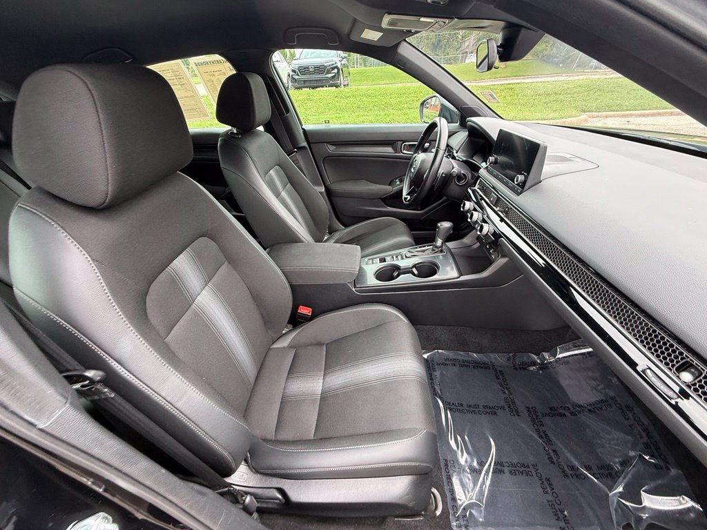 Used 2025 Honda Civic Sport image 38