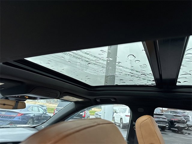 Used 2020 Cadillac XT4 Sport image 14