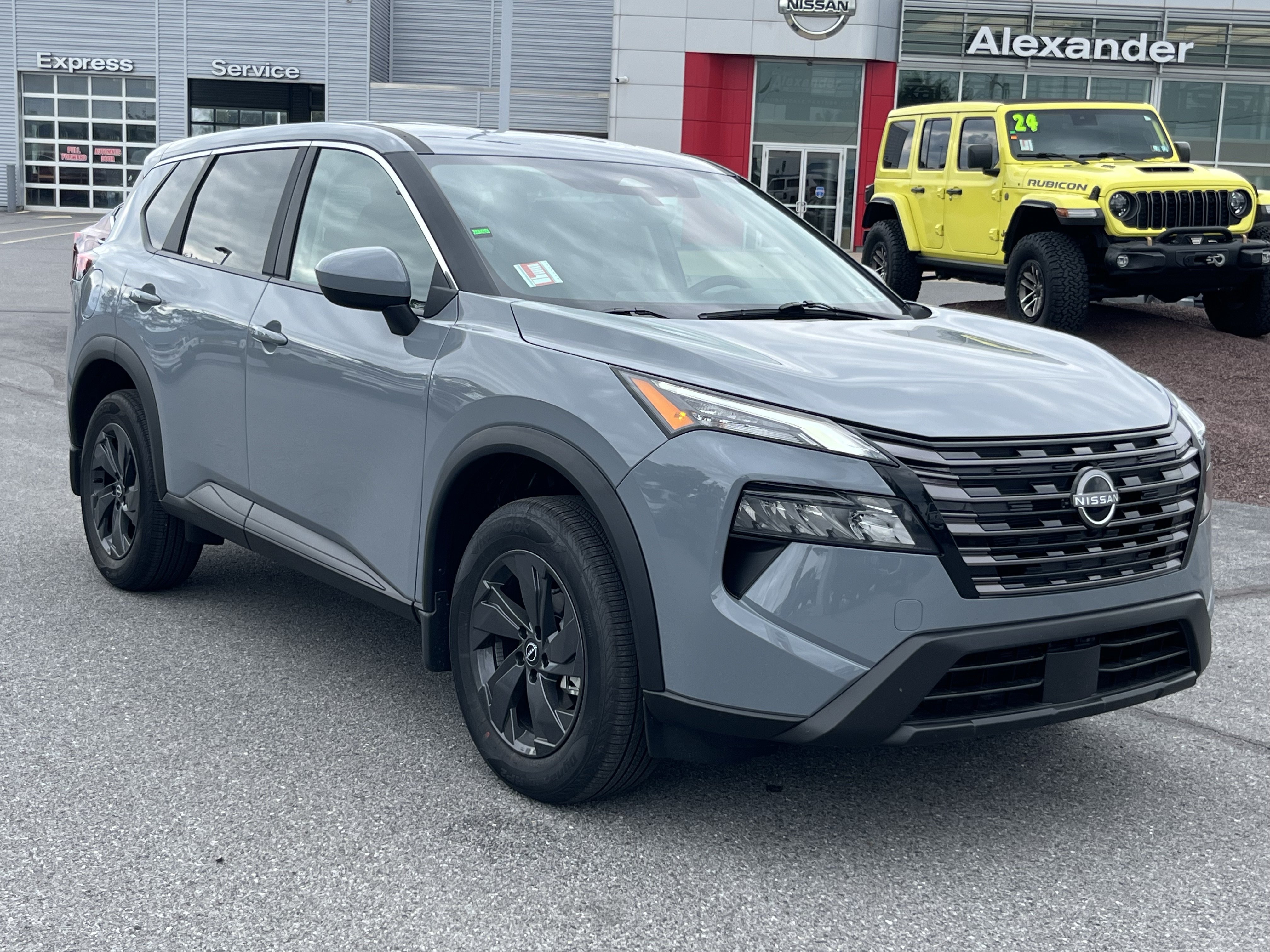 Used 2026 Nissan Rogue SV w/ Cold Weather Package
