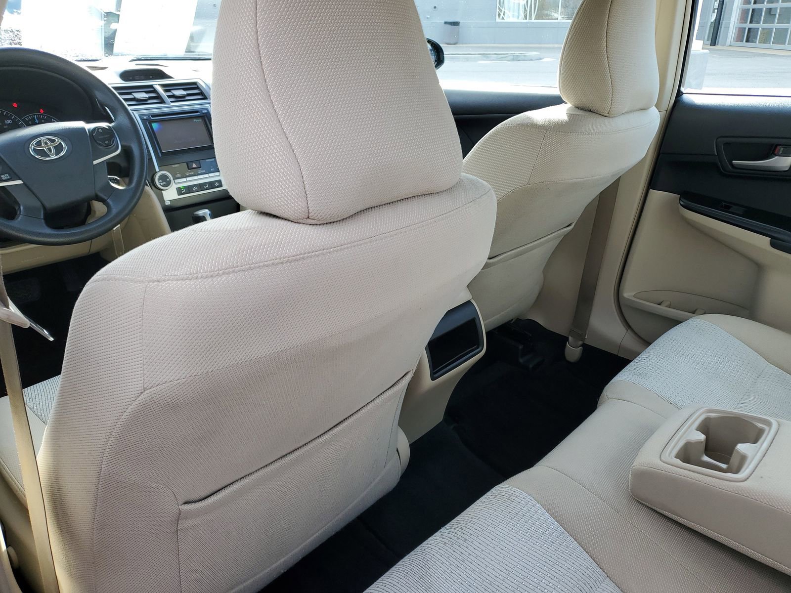 Used 2012 Toyota Camry LE image 14