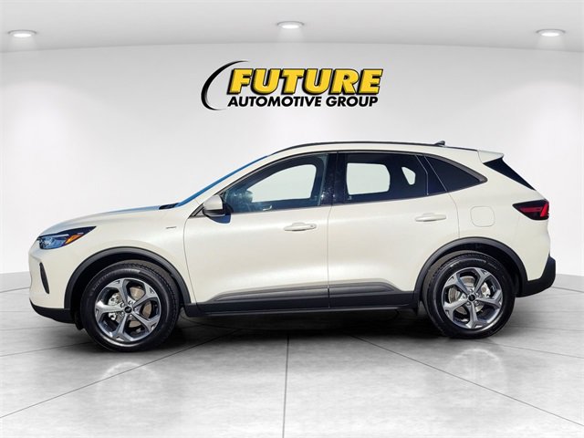 Used 2025 Ford Escape ST-Line Elite image 6