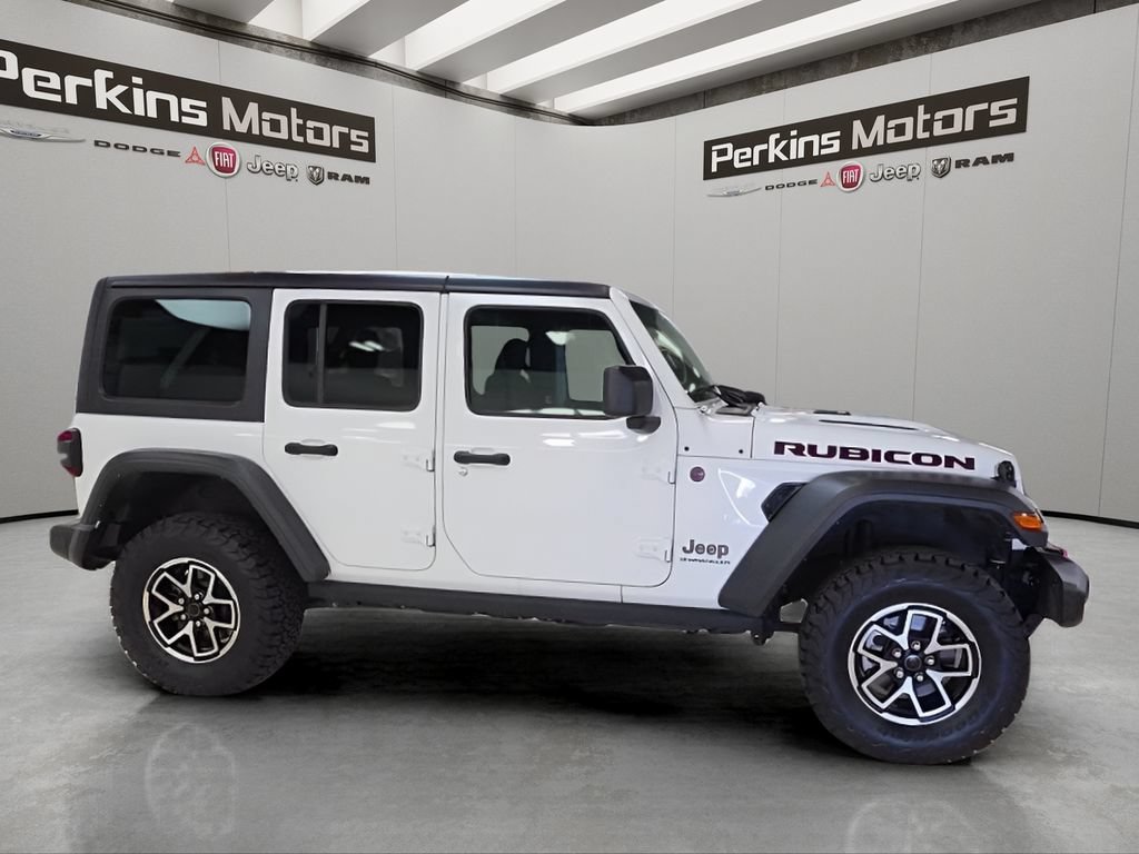 Certified 2025 Jeep Wrangler Unlimited Rubicon AWD/4WD image 6