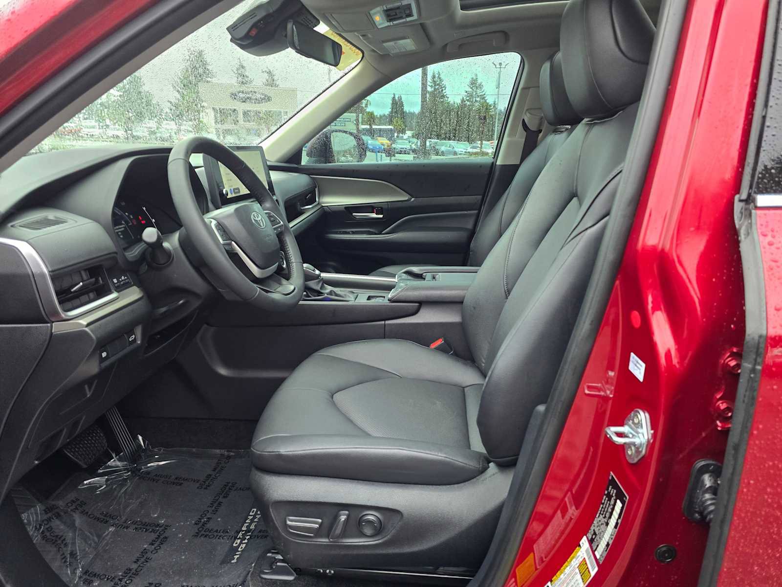 Certified 2025 Toyota Grand Highlander XLE image 24