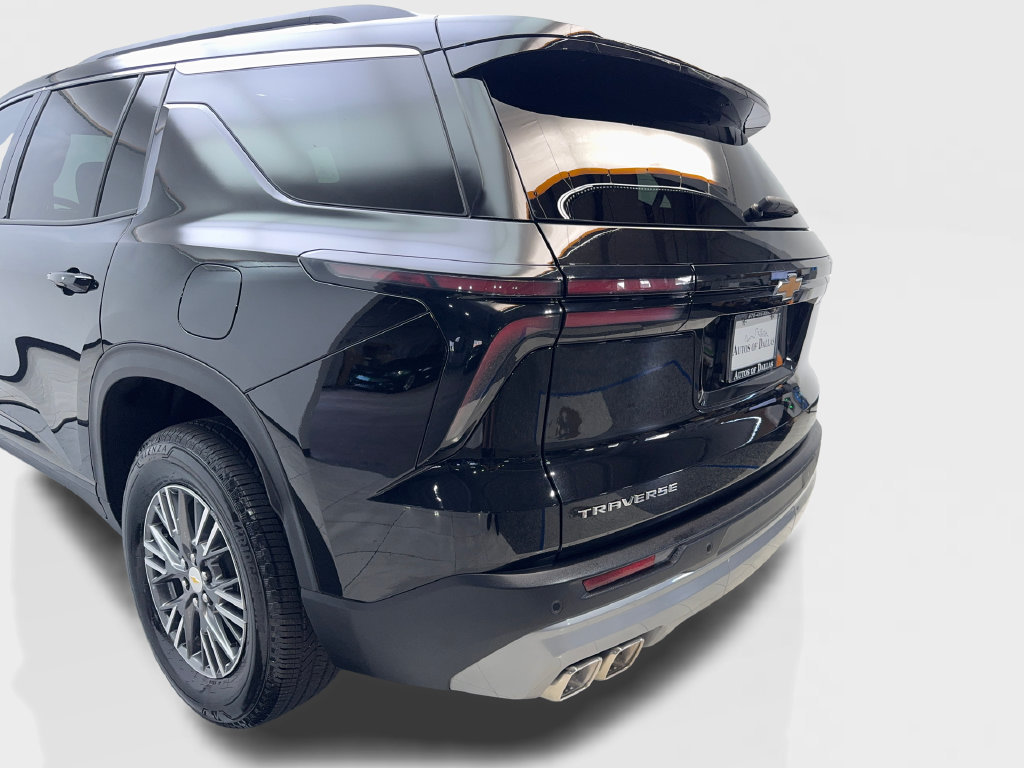Used 2026 Chevrolet Traverse LT FWD image 21