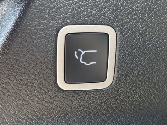 New 2026 Chrysler Voyager LX image 15