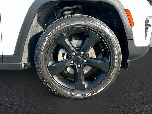 Used 2024 Jeep Grand Cherokee Altitude image 30