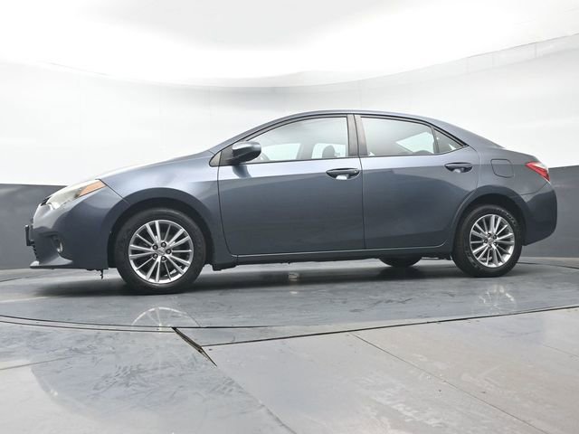 Used 2015 Toyota Corolla LE Premium image 31